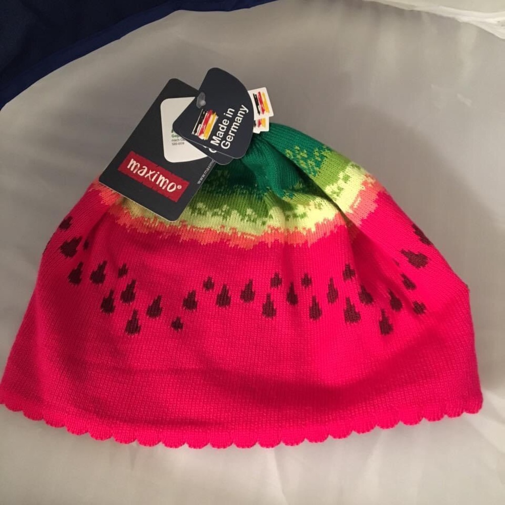 Maximo girls hats!!